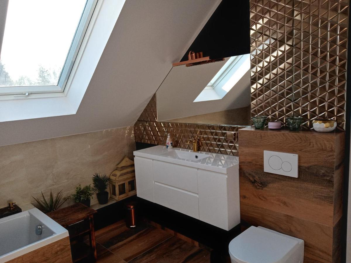 Dom Z Ogrodem Villa Laka  Ngoại thất bức ảnh