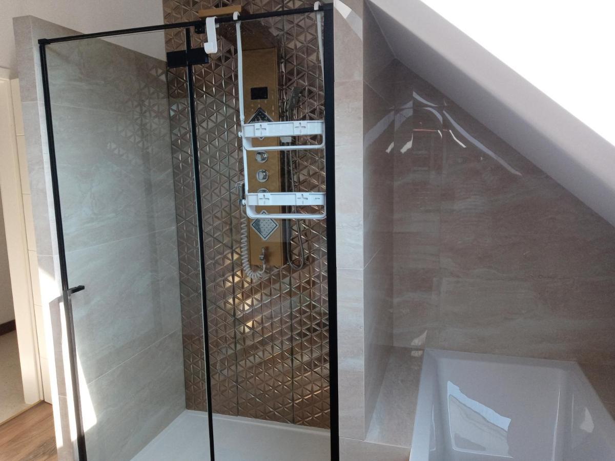 Dom Z Ogrodem Villa Laka  Ngoại thất bức ảnh